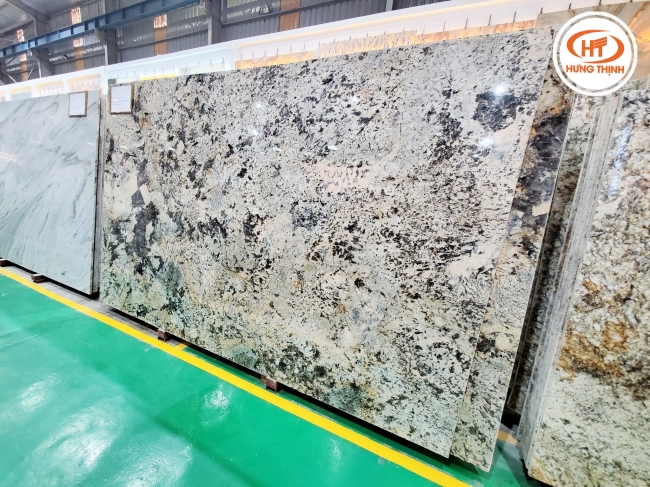 Độ bền của đá hoa cương Alpinus Gold được đánh giá cao