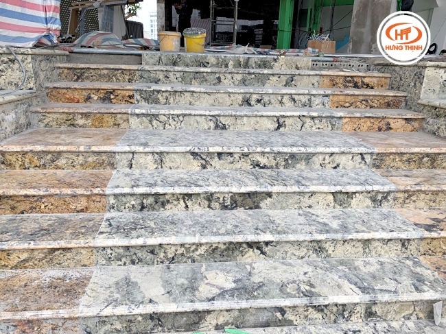 Tâm cấp ốp đá Blue Persa