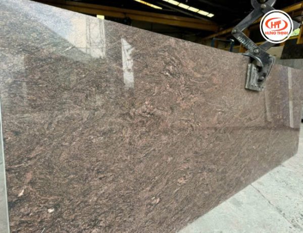 Đá Granite Brown Safia tại kho