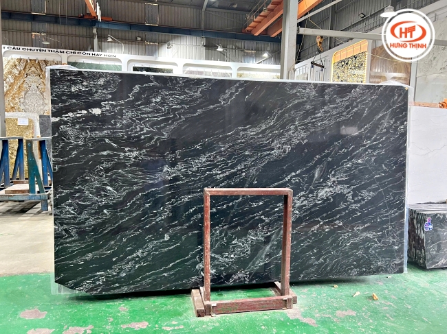 Đá Granite Black Forest (đá hoa cương rừng đen) nhập khẩu 