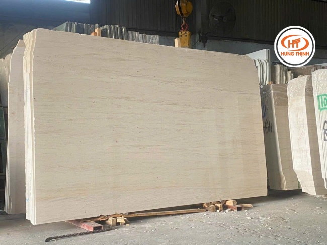 Hình ảnh Đá Marble Vân Gỗ Cát tại tổng kho đá Hưng Thịnh.