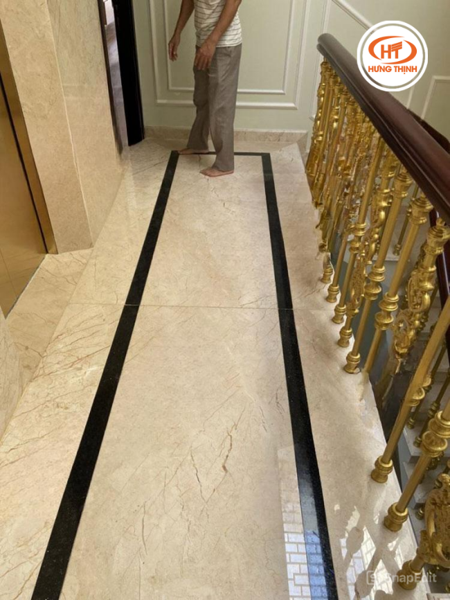 Đá Rosalia Light lát sàn tạo cảm giác ấm cúng cho không gian
