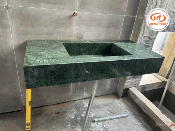 Đá Marble xanh Napoli dễ dàng vệ sinh, thích hợp ốp Lavabo