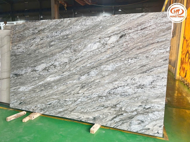 Tính chất đá hoa cương cứng và bền bỉ