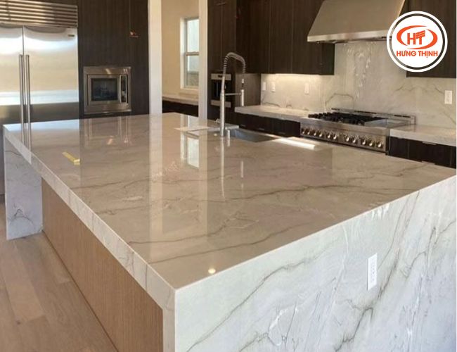 Bề mặt bóng loáng dễ dàng cho việc vệ sinh, lau chùi