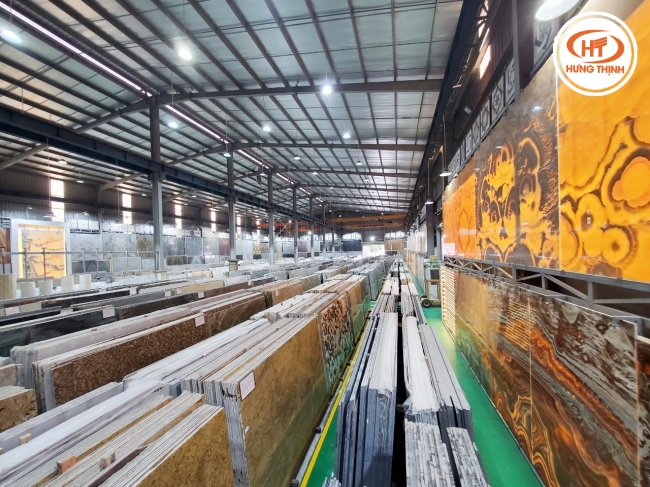 Tổng kho đá Hưng Thịnh, nơi cung cấp đá Marble Xanh Ngọc Văn Chấn và các dòng đá tự nhiên uy tín