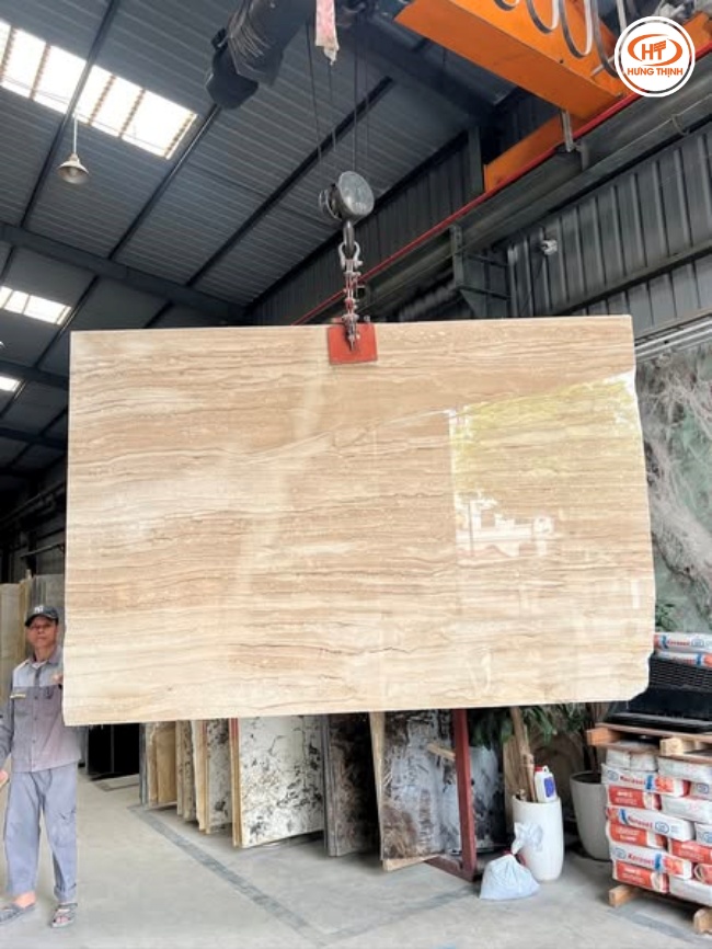 Gía của đá Vân Gỗ Thẳng phụ thuộc vào nhiều yếu tố khác nhau