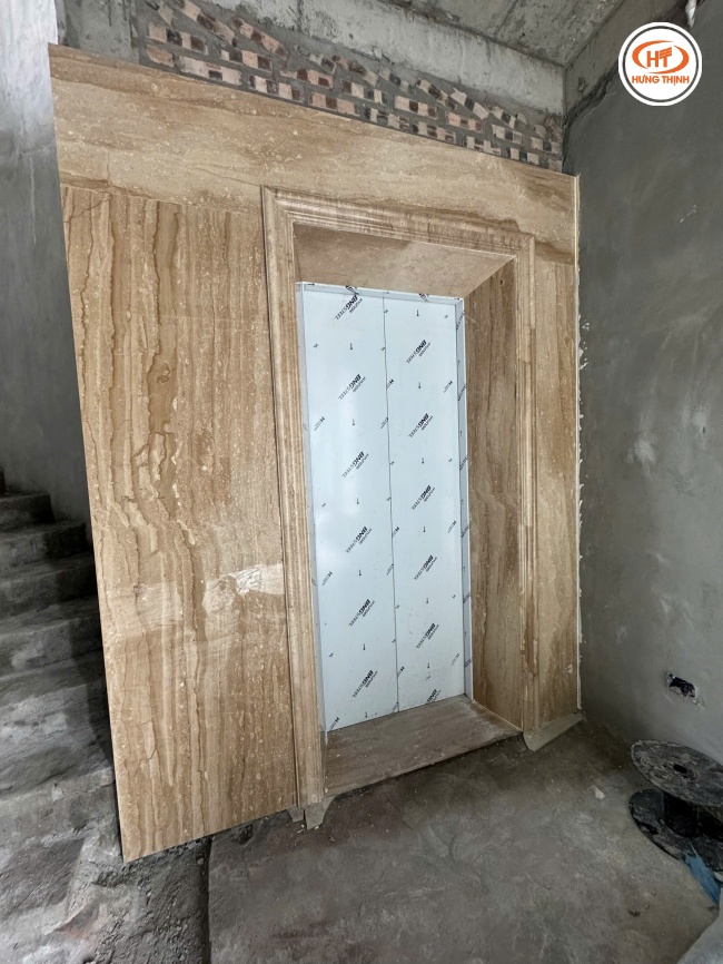 Bề mặt đá cẩm thạch Vân Gỗ Thẳng bóng mịn, dễ dàng vệ sinh,