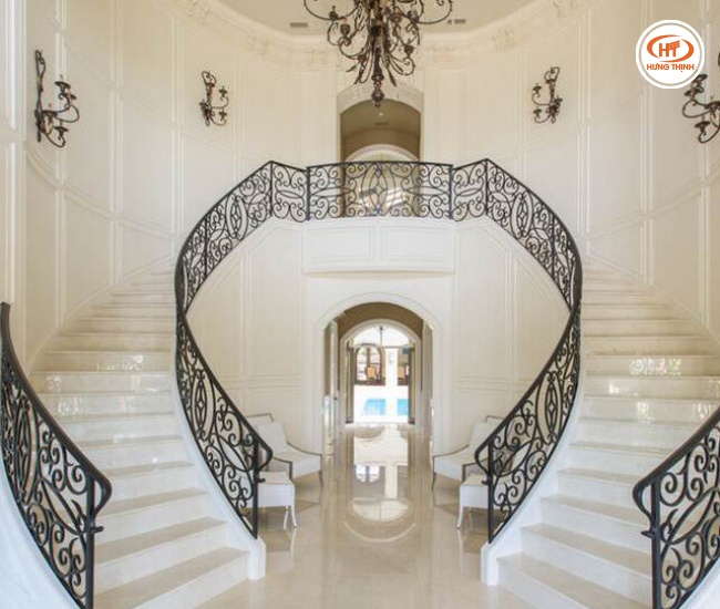 Cầu thang bằng đá Marble Crema Marfil