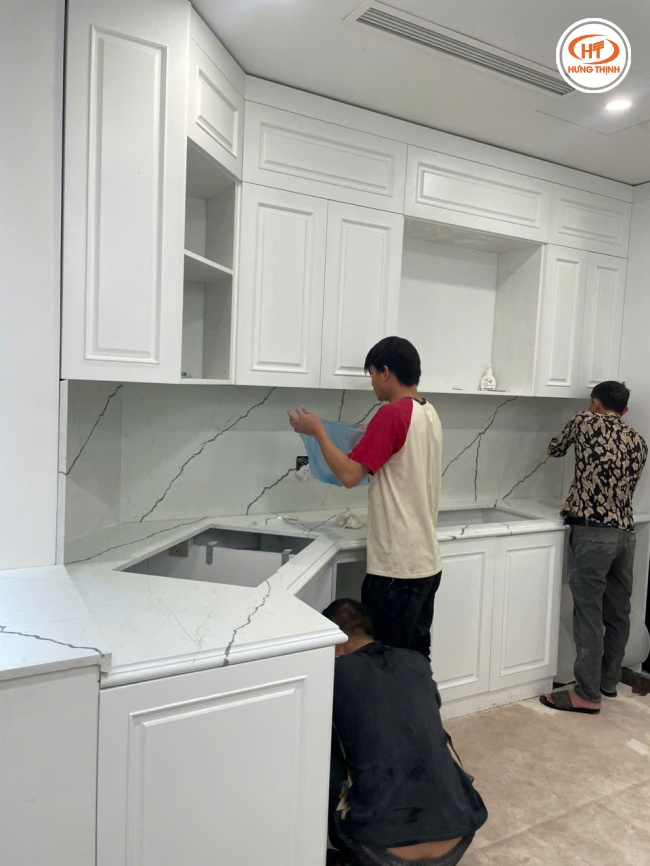 Đá bếp Vicostone trắng, bền đẹp chống ngấm ố