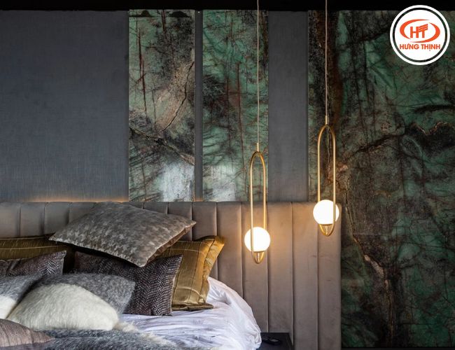 Đá Quartz Blue Velvet được sử dụng để ốp tường phòng ngủ. 