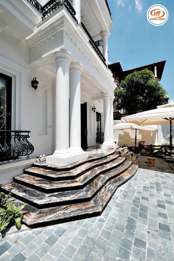 batch thi cong da tam cap granite black taurus villa
