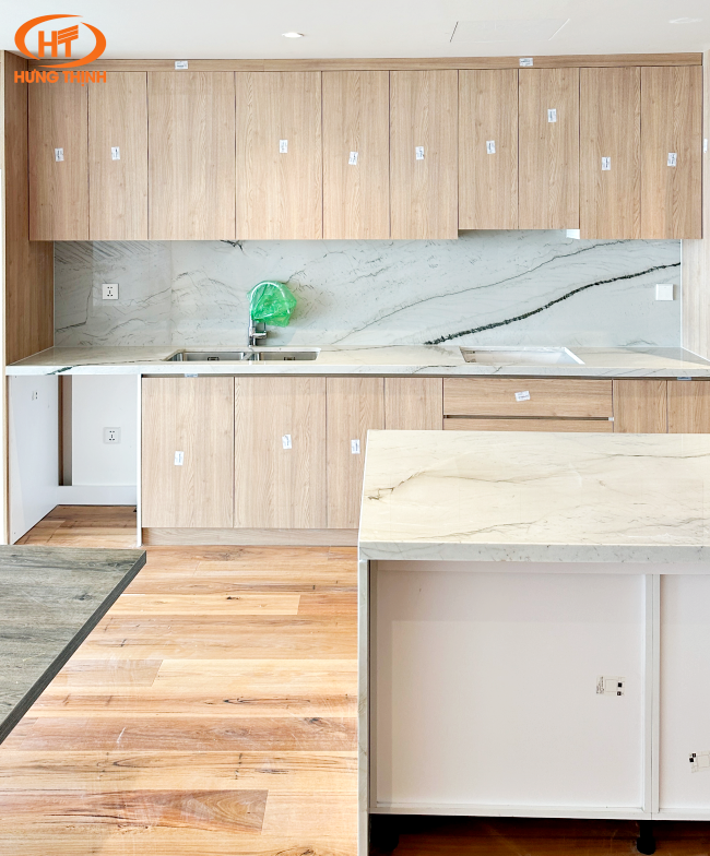 Ốp đồng điệu đá bếp, tường ốp bếp và bàn đảo