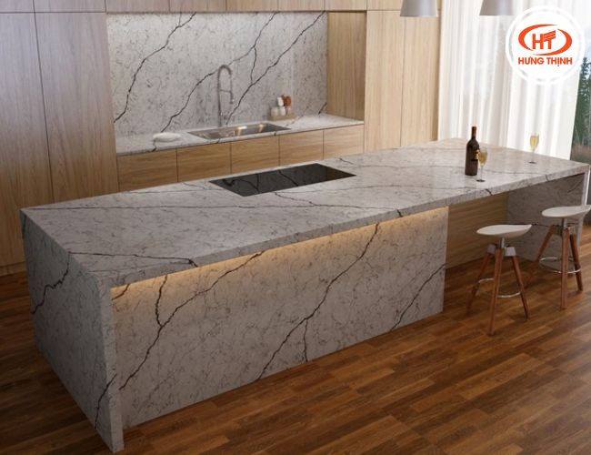 Cơ năng lý tính của đá Vicostone khiến nó trở thành lựa chọn hoàn hảo để ốp bếp.