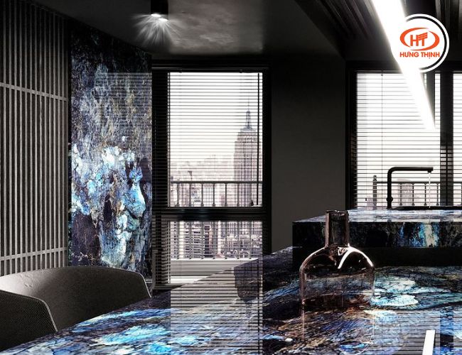 Đá ốp lát màu xanh mang lại năng lượng tích cực cho gia chủ. 