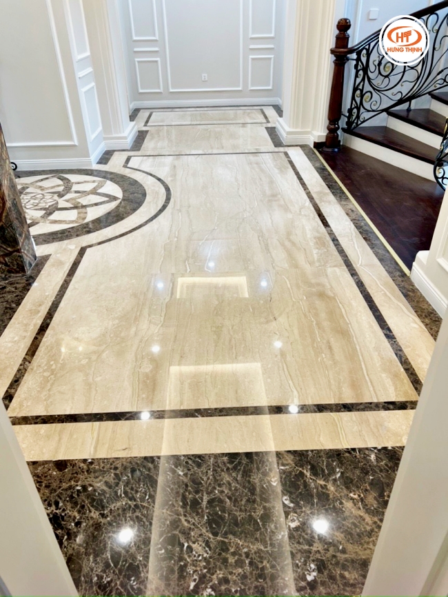 Kết hợp đi viền với đá Marble màu nâu sang trọng