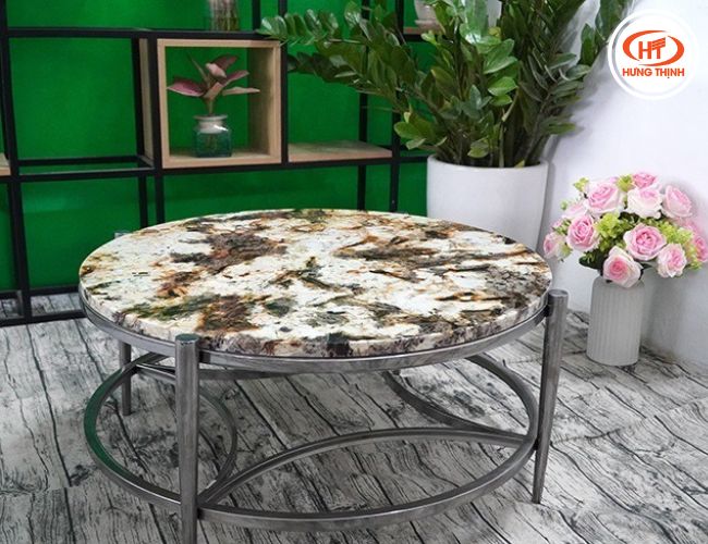 Bàn khách, bàn trà đá Royal Gold sáng tạo. 