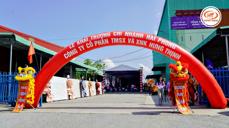 Kho đá Hưng Thịnh chi nhánh Hải Phòng tọa lạc tại 18 Đ. Chùa Vẽ, Đông Hải 1, Hải An, TP Hải Phòng với quy mô hơn 7000 m2