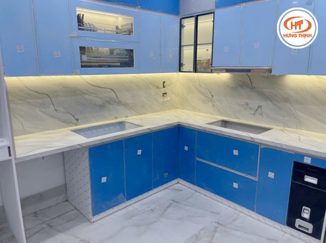 Đá nung kết Bianco Lasa mô phỏng tương tự mặt đá Marble sống động.