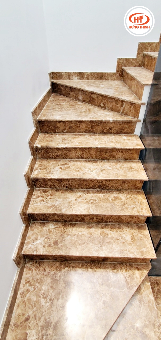 Đá Marble có mức giá từ trung bình đến trung bình cao trên thị trường. 