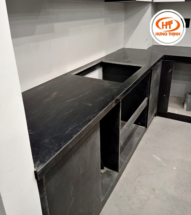 Độ dày đá từ 2-3cm là độ dày lý tưởng cho khu vực bếp 