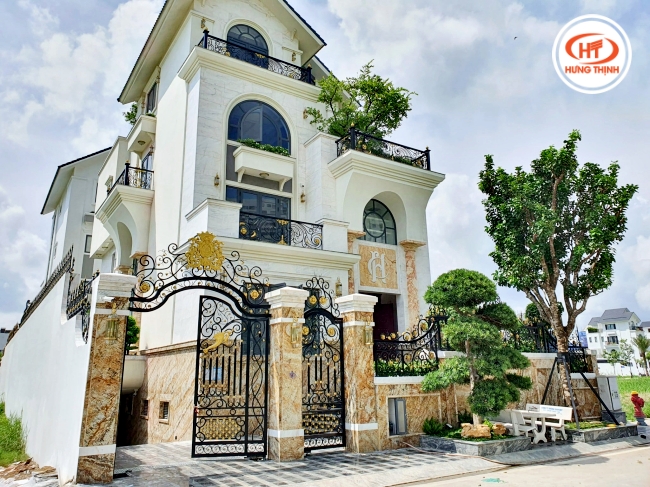 Mặt tiền nhà phố ốp đá Granite Solarius làm điểm nhấn