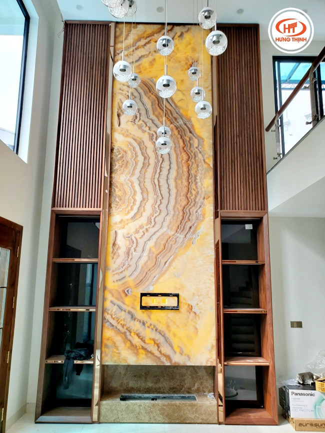 Hình ảnh hoàn thiện tranh đá Thạch Anh siêu sang