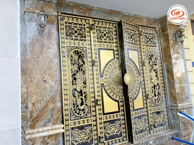 ảnh thực tế đá Granite Amani Gold ốp mặt tiền