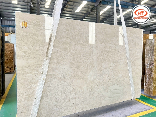 Đá Marble Oman hoa to tại kho đá Hưng Thịnh