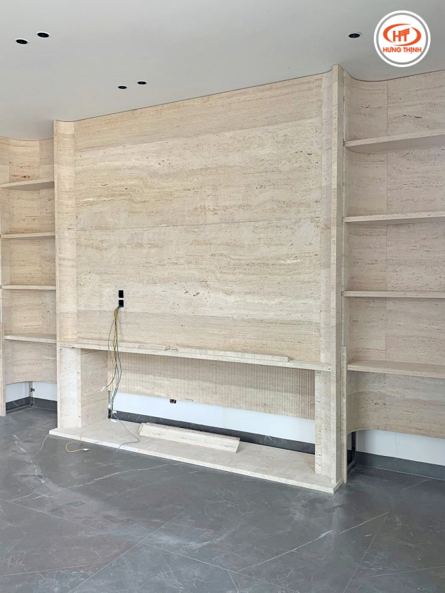 Ảnh thực tế đá cẩm thạch Travertine ốp vách ti vi