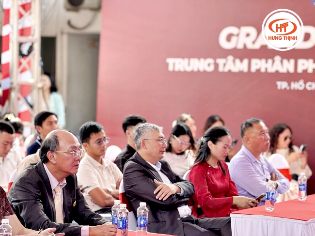 batch le ki ket hop tac kho da sai gon hung thinh va royal sintered stone 02