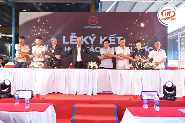 Lễ ký kết hợp tác chiến lược giữa kho Royal Sintered Stone và kho đá Sài Gòn Hưng Thịnh