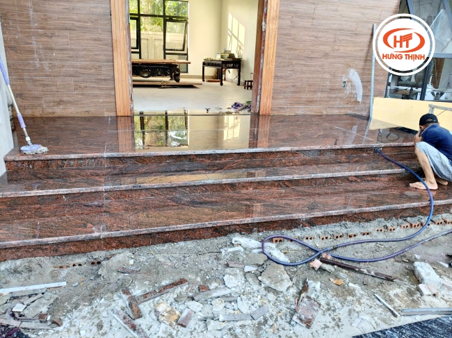 Công trình thực tế đá hoa cương giá rẻ ốp tam cấp