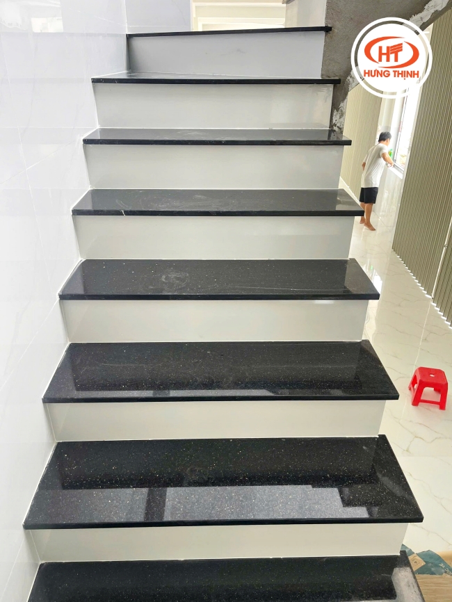 Không thế thiếu mẫu đá hoa cương giá rẻ Kim Sa ốp cầu thang quốc dân