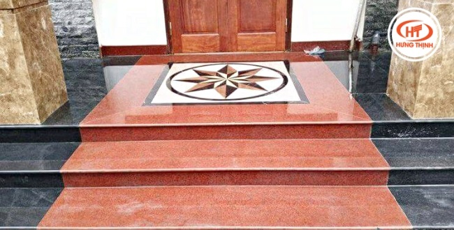 Đá đỏ Ruby ốp tam cấp kết hợp lát sảnh hoa văn nghệ thuật 