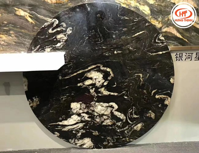 Mặt bàn trà ốp đá Granite Titanium Black.