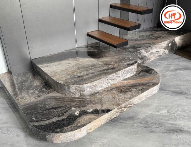 Dòng đá cẩm thạch thích hợp với lát sàn hoặc cầu thang. 