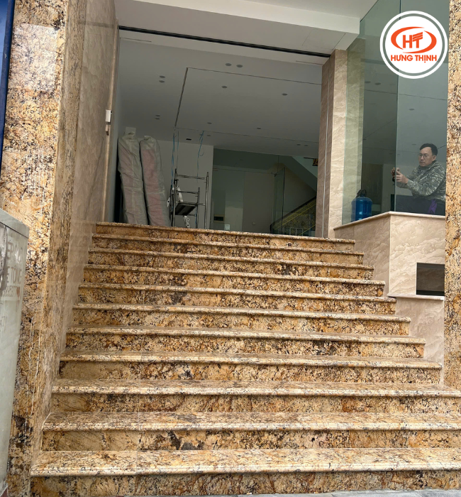 Đá Granite Solarius được ưa chuộng nhờ giữ được vẻ đẹp bền bỉ theo thời gian