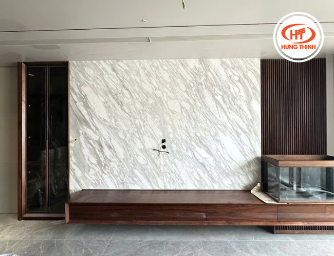 vach tivi da marble trang hy lap