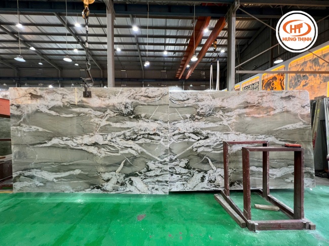Gía trị phong thủy của đá Thạch Anh cũng là điều không ít gia chủ quan tâm 