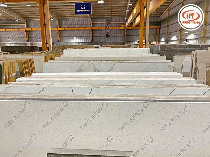 Khu trưng bày đá Vicostone tại kho