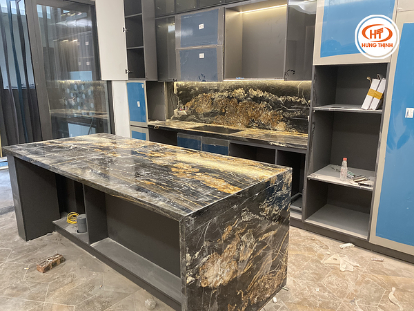Công Trình Thực Tế Đá Bếp Granite Black Taurus