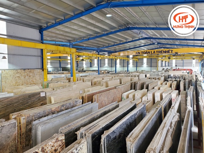 Tổng kho đá Hưng Thịnh tự tin cung cấp đa dạng các mẫu đá ốp bếp chung cư, căn hộ