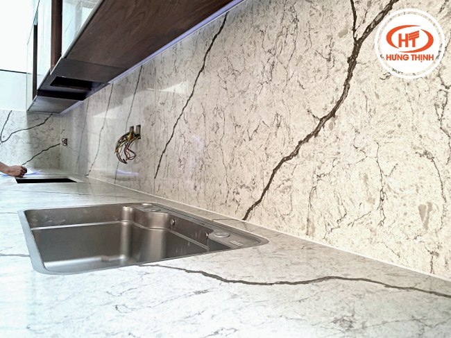 Mặt bàn bếp đá Vicostone Diamante Bq8788