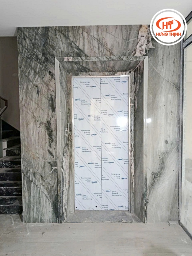 Mặt thang máy ốp đá Thạch Anh Angel Wings