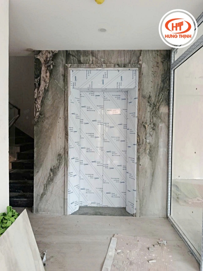 Thực tế đá ốp thang máy Thạch Anh Angel Wings