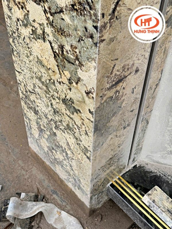batch thuc te mat tien da Granite Blue Persa 08