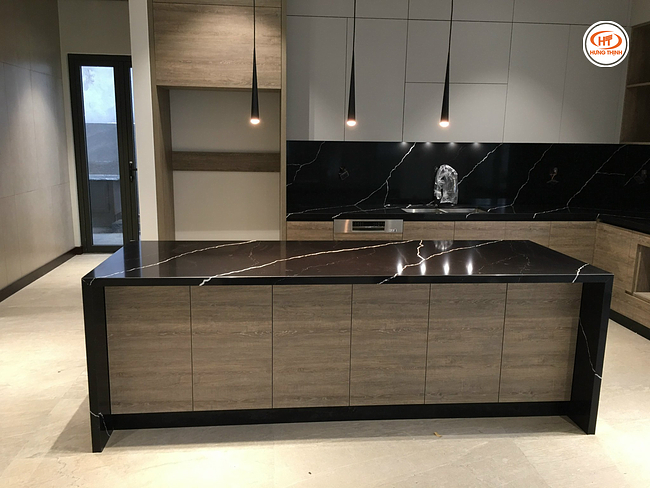 Mặt đá bếp đen Vicostone