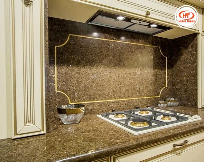 Mẫu đá bàn bếp đẹp phù hợp không gian bếp phong cách cổ điển