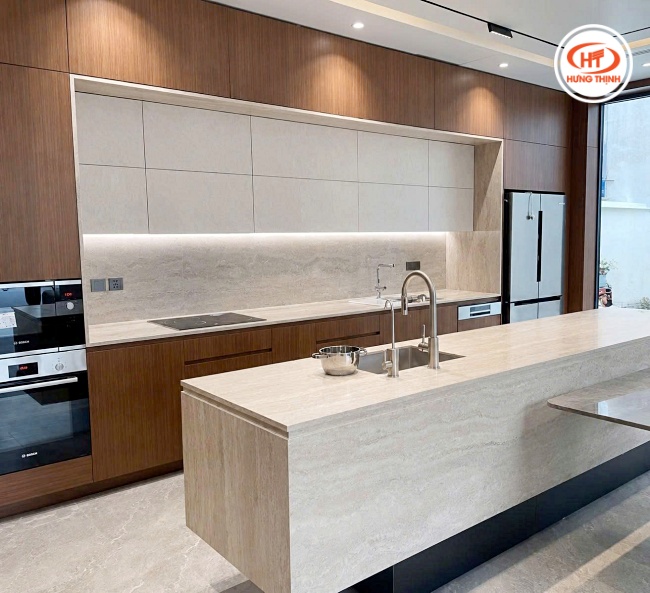 Bàn đảo bếp mặt đá Nung kết có nhiều mẫu mã, màu sắc và đường vân hiện đại